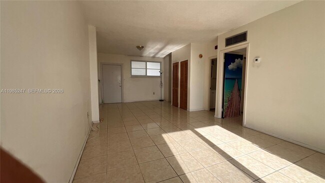 Photo - 1750 James Ave Unit 10E