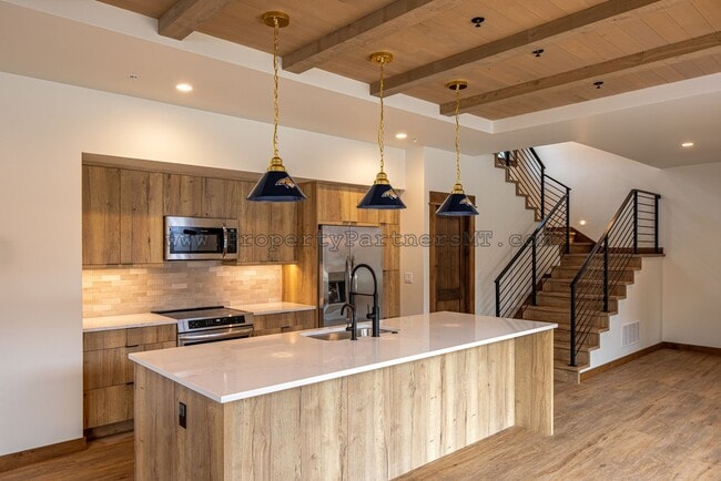 Photo - 824 S 8th Ave Unit 2