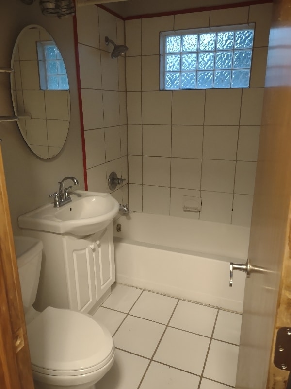 Photo - 2200 N 68th St