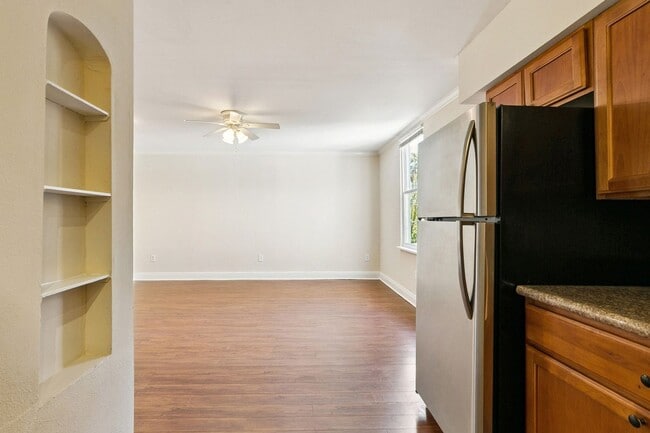 Photo - 1621 Governor Nicholls St Unit 208