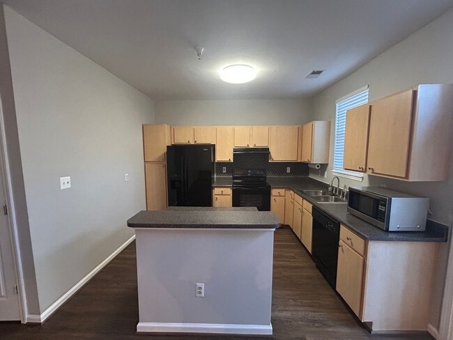 Photo - 2 Bedroom 2.5 bath Townhouse-Midlothian/Charter Colony area