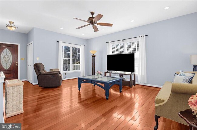 Photo - 92 Clifford Blvd