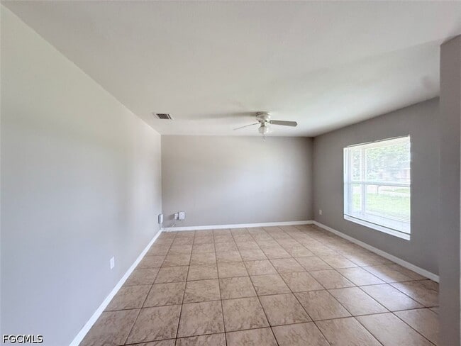Photo - 208 Hightower Ave S
