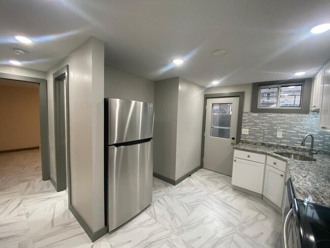 Photo - Woods Edge Apartments