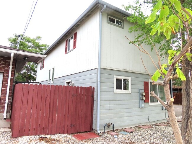 Photo - 582 E Street Unidad 564