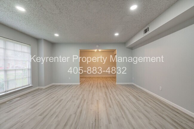 Photo - REMODELED 2 Bed 2 Bath 1 Mile West from Campus!