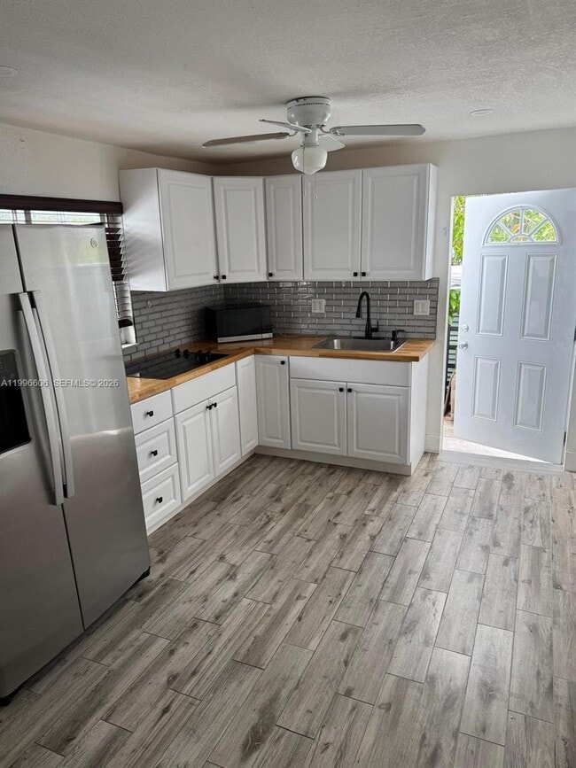 Photo - 5420 E 7th Ave Unidad 2