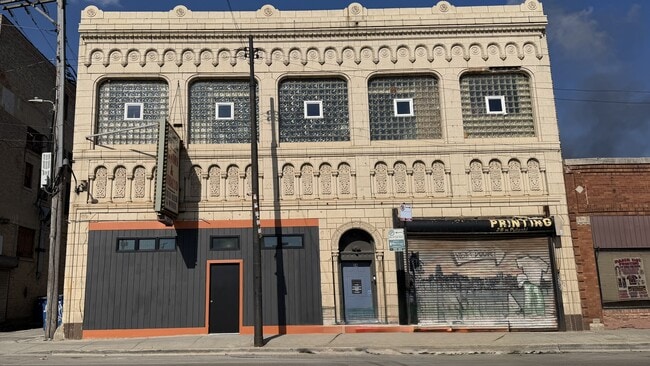 Building Photo - 22-26 N Pulaski Rd Unit 22-1R