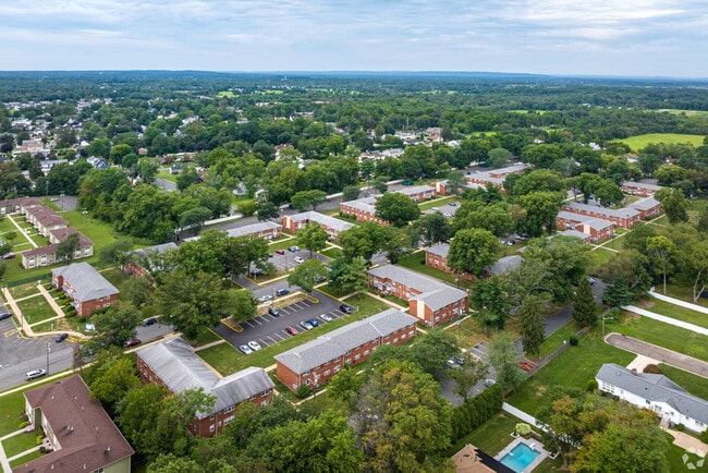 Georgetown Apartments