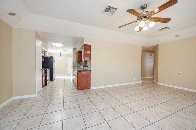 Photo - 7315 Foxside Ln