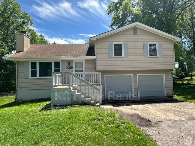 Building Photo - 7219 Ridge Ave Rental