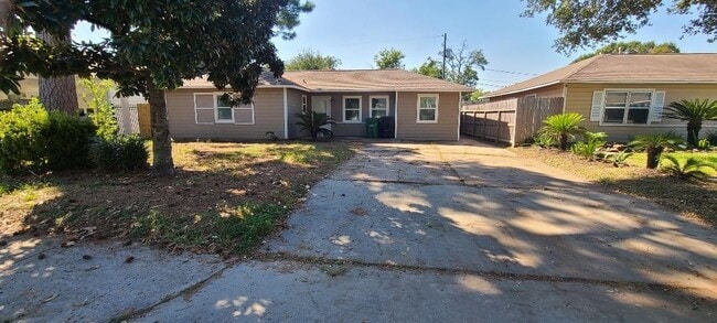 Building Photo - 4918 Balkin St