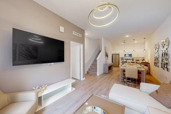 Photo - 257 Famagusta Dr