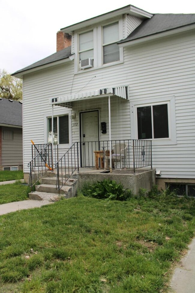 Photo - 372 I St