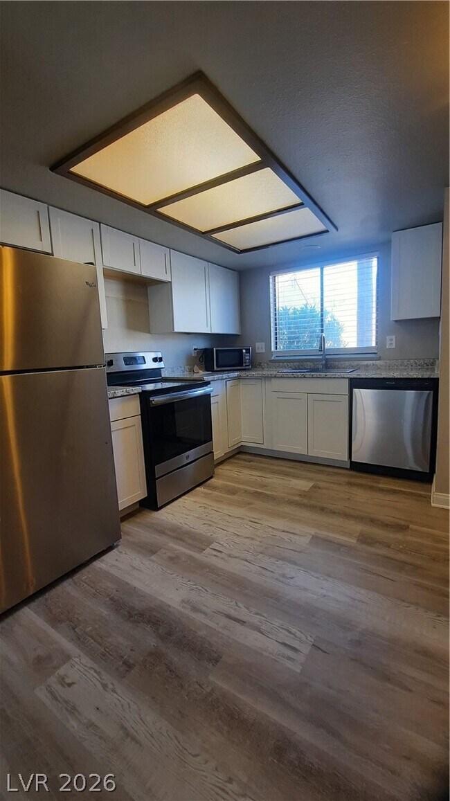 Photo - 1632 Marathon Dr