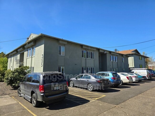 Photo - 915 SW Adams Ave Unit 19