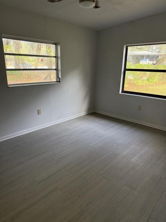 Photo - 14 S Hilltop Dr