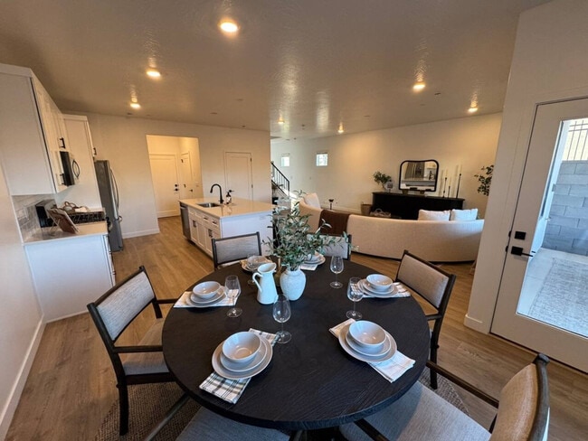 Photo - 1702 Ripple Rock Dr Unit ID1373715P