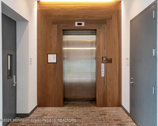 Photo - 601 Heck St Unit 304