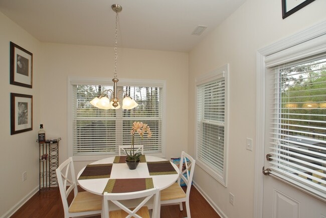 Photo - 105 Cobalt Creek Way