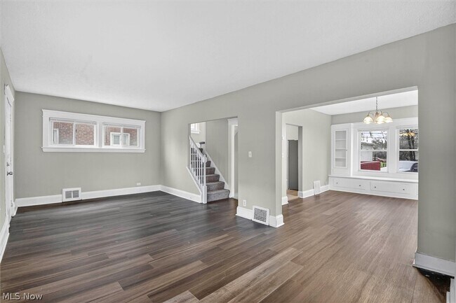 Photo - 12912 Maplerow Ave