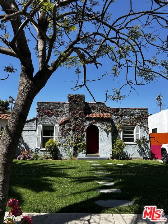 Building Photo - 2031 Glendon Ave Rental