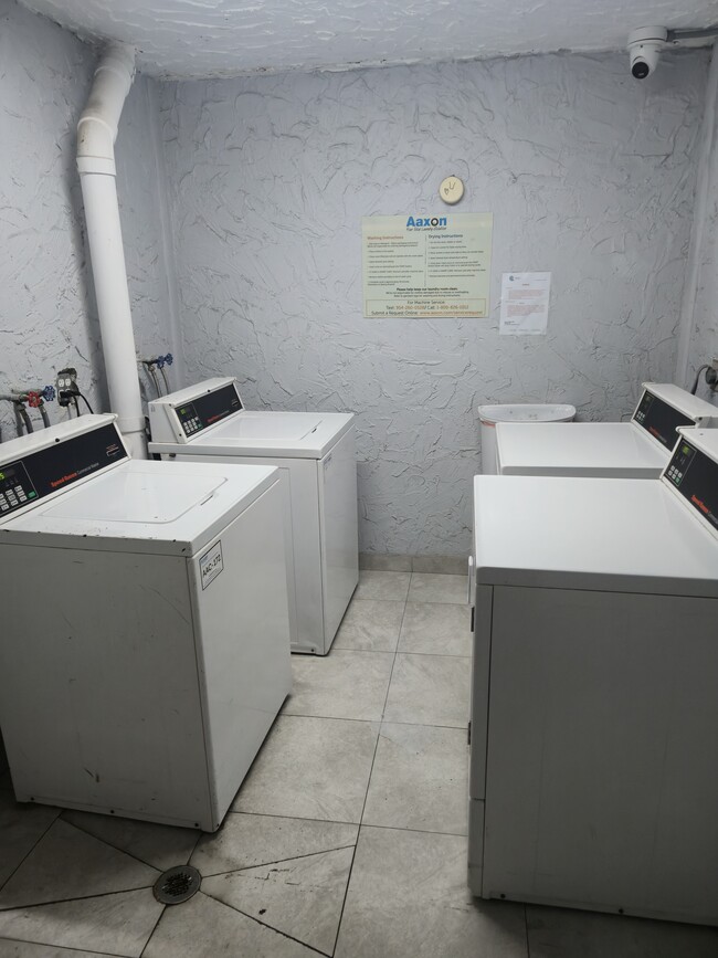 Photo - 1801 S Treasure Dr Unit 528
