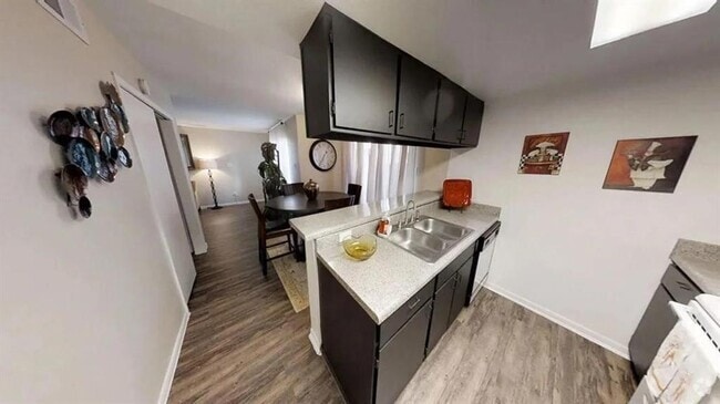 Building Photo - 15100 Golden Eagle Dr Unit 1302 Rental