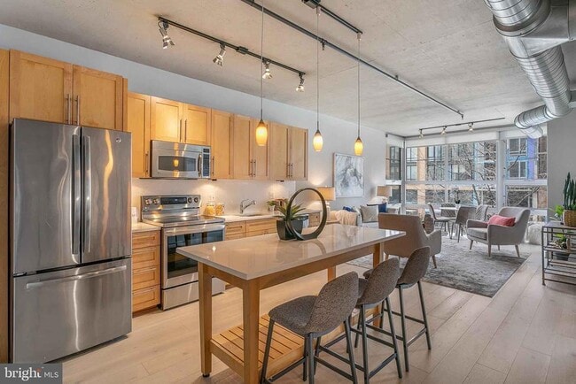 Photo - 2125 14th St NW Unit 205