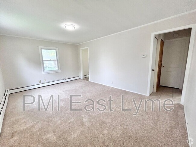 Building Photo - 3 Midway Oval Rental