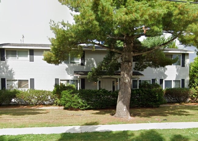 Photo - 2402 E 6th St Apartment Unit 5