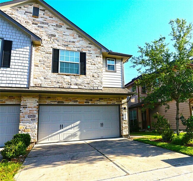 Building Photo - 2740 Maybrook Hollow Ln Rental