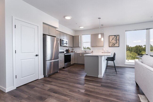 Photo - The Vantage - Bellingham's Premier Apartment Building