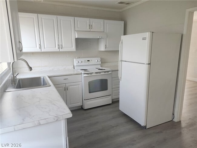 4624 Evergreen Pl