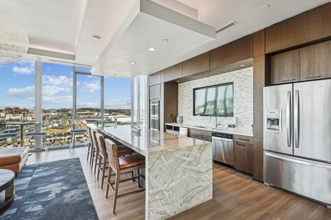 Photo - Vertis Green Hills