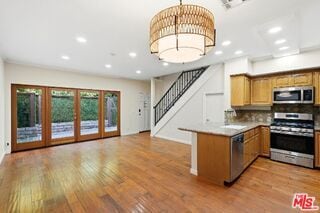 Photo - 2406 Aviation Blvd