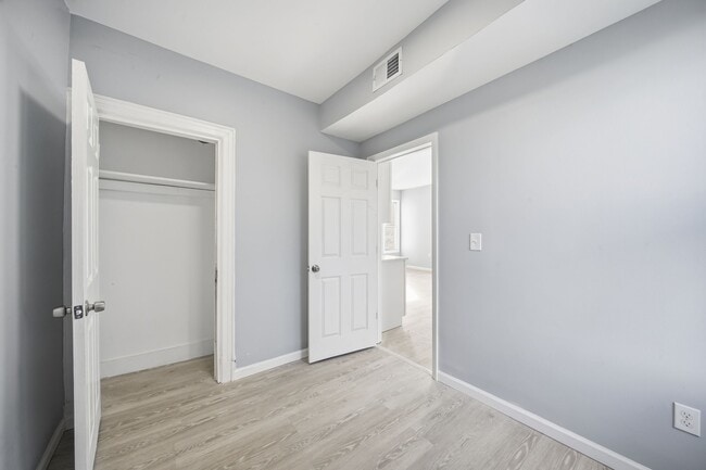 Photo - 156 Butler St Unit 1