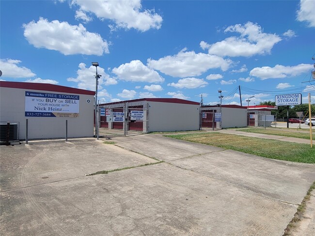 Photo - 12600 La Riviera Dr Unit A