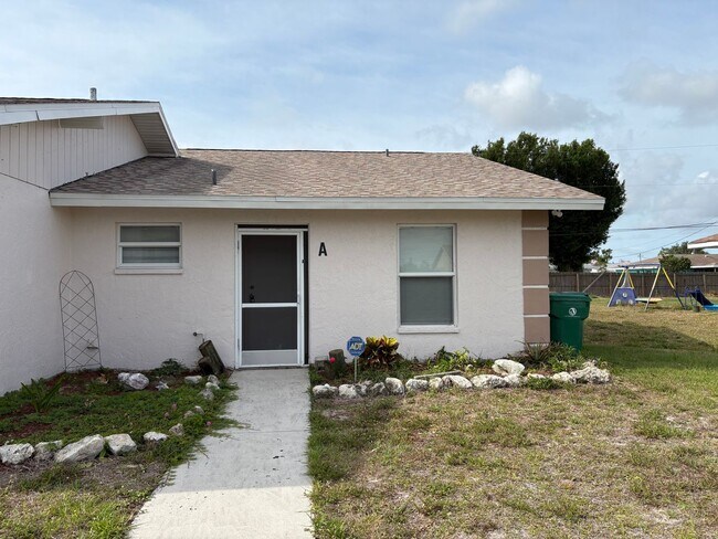 Photo - 11255 Pendleton Ave Apartamento Unidad 11255 Pendleton Ave #A