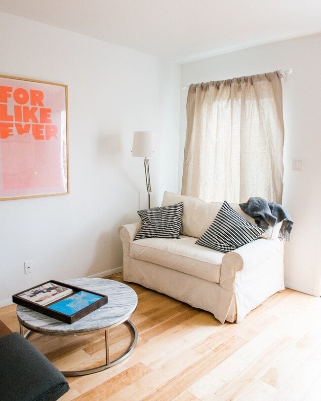 Photo - Willow Brook Apartments