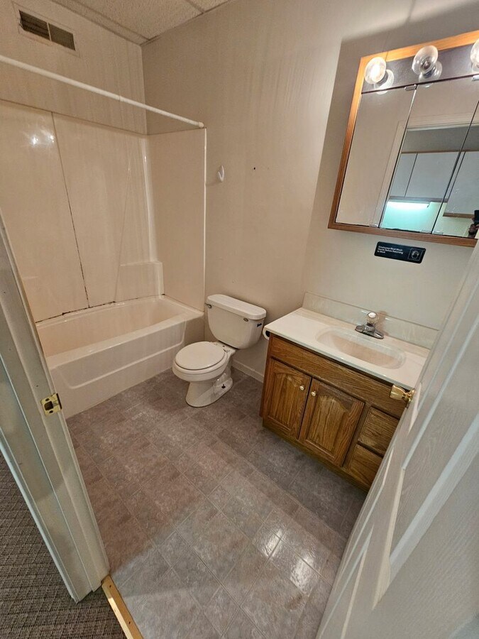Photo - 127 N Jefferson St Unit #201