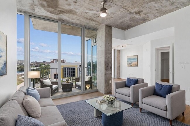 Photo - 777 N Ashley Dr Unit 502