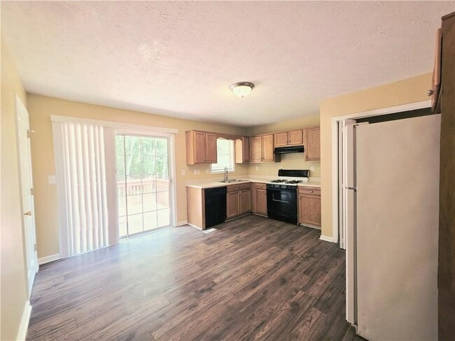 186 S Red Oak Way