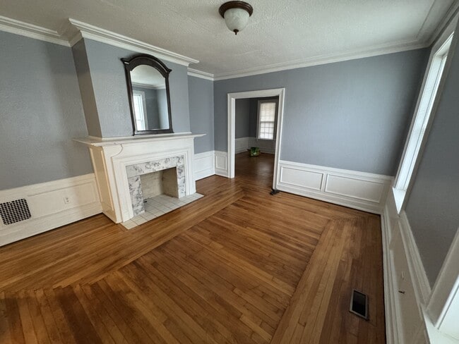 Photo - 1556 Virginia St E Unit 1