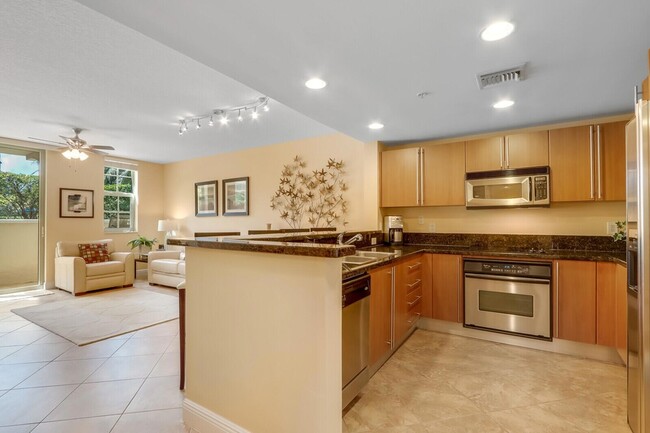 Photo - 610 Clematis St Unit 217