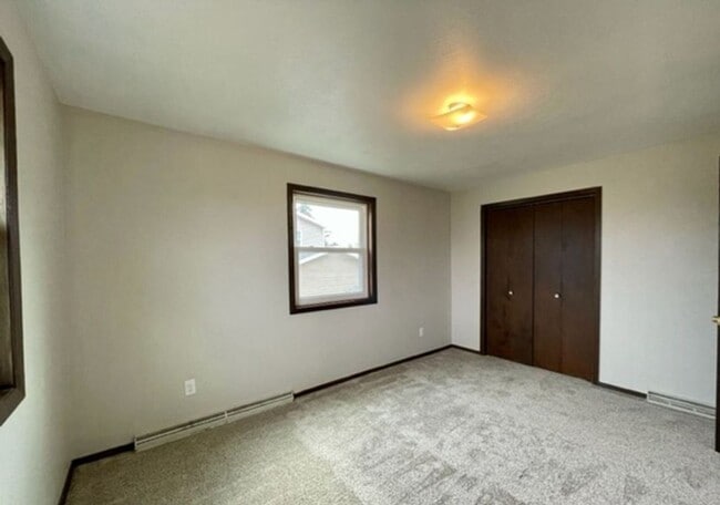 Photo - 1352/1354 W. Hiawatha Drive Unit 1352