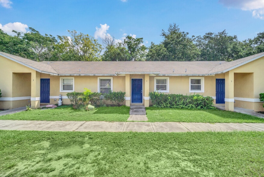 2995 W Main St