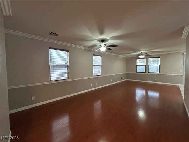 Photo - 9551 Green Spruce St