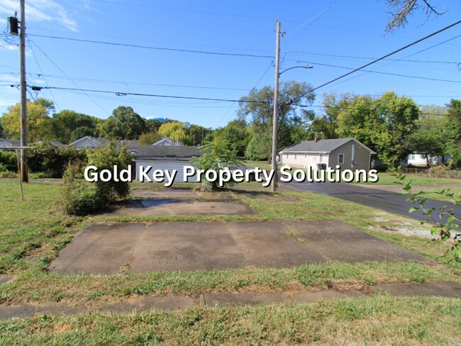 Photo - 2 BR 1 BA House with All New Carpet and Pa...