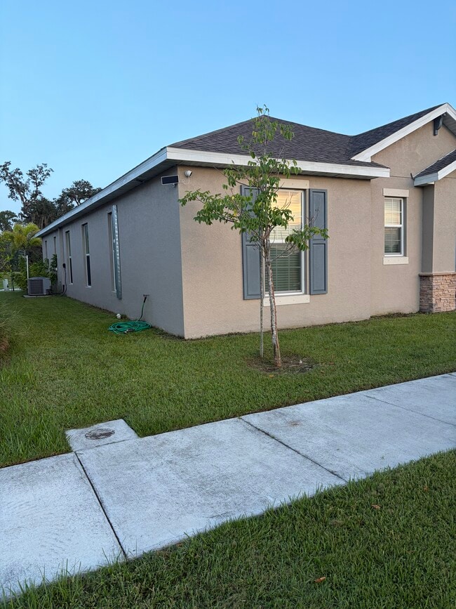 Photo - 814 Friendship Cir